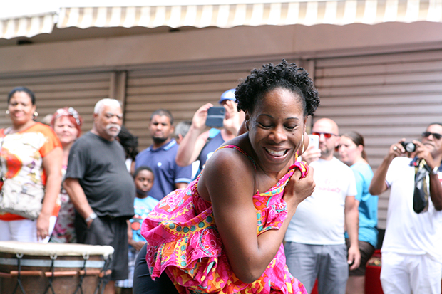 Dancer in the streets of Pointe a Pitre