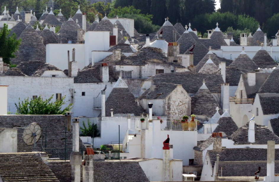 Cone roofed homes in Alberobello, Italy