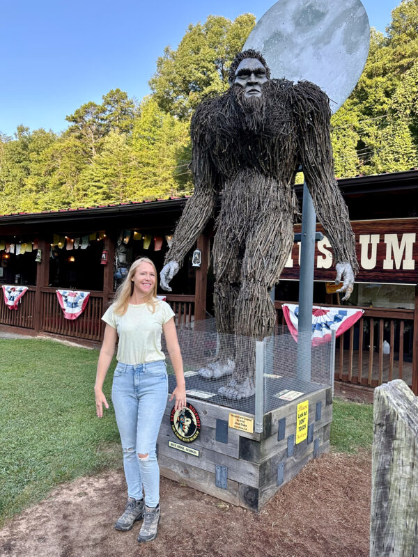 Darley Newman at Expedition: Bigfoot The Sasquatch Museum